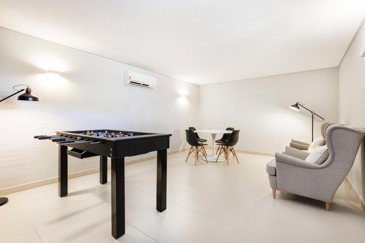 The Crest Hotel Almancil Ngoại thất bức ảnh