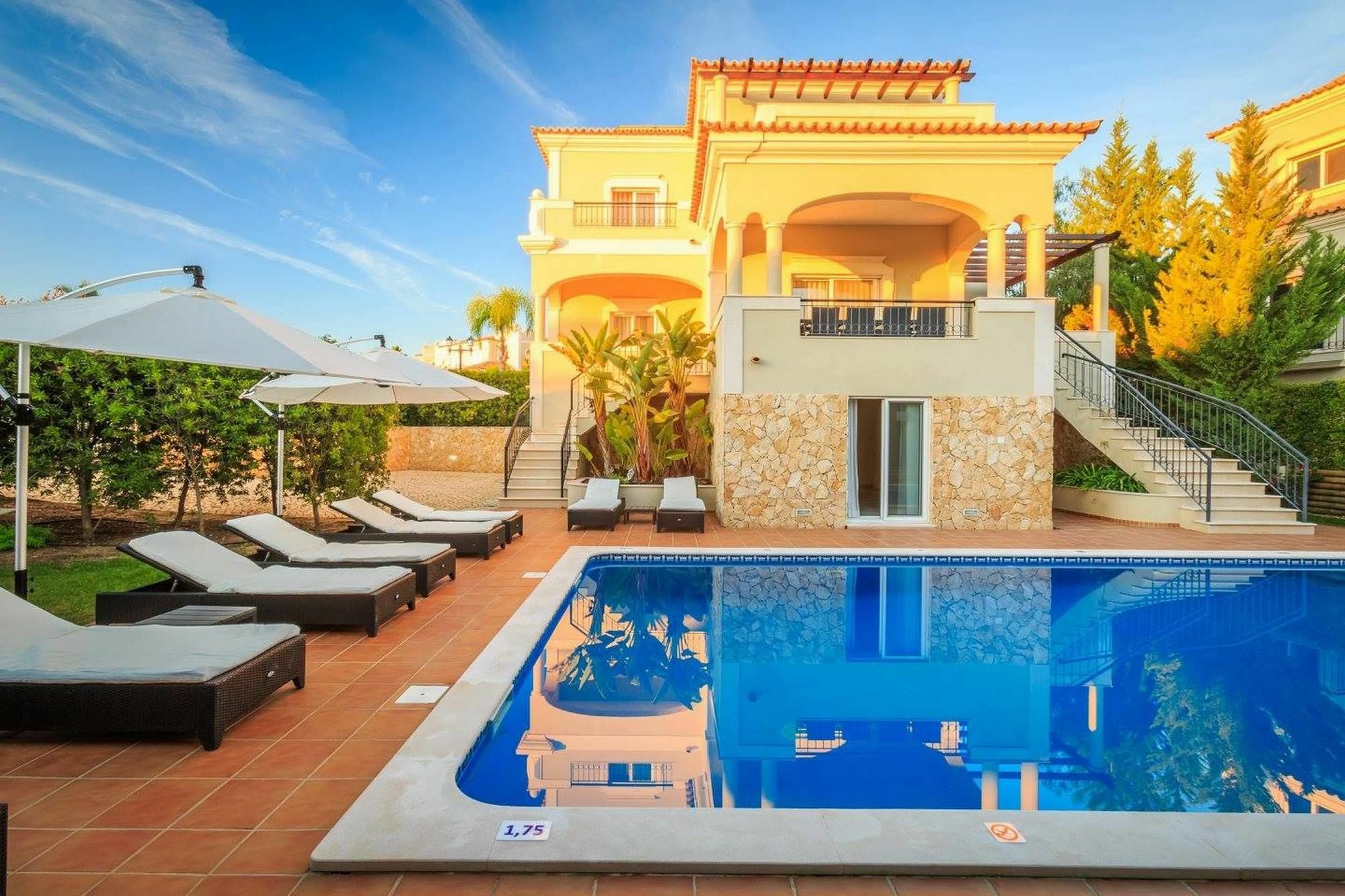 The Crest Hotel Almancil Ngoại thất bức ảnh